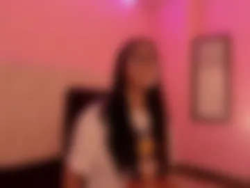saraa_taylor1 photo 2