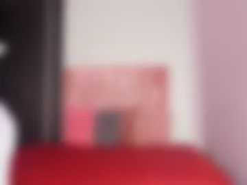 saraapril_1 webcam preview