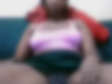 sarah_haggai webcam preview