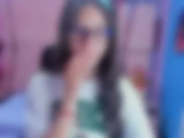 sarah_sweett_ photo 9