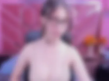 sarah_sweett_ photo 3