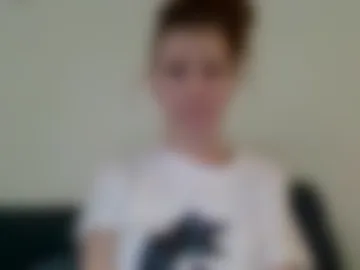 sarahbear642 live webcam preview