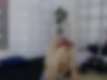 sarahraiynex webcam preview