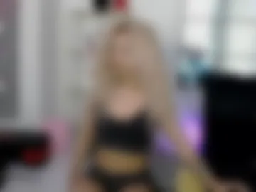 sarahraiynex photo 4