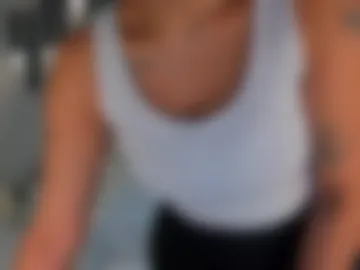 sarahyates photo 3