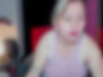 scarletbigtitties photo 6