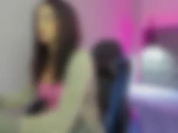 scarletcherry18 photo 4