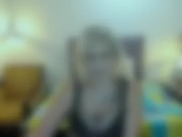 scarlethoot_ photo 2