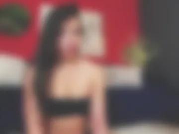 selenaallure photo 2