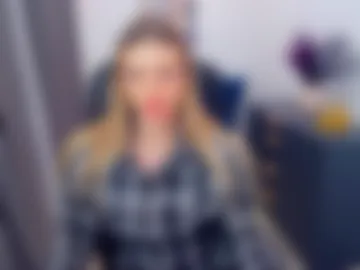 selenaemoore photo 6