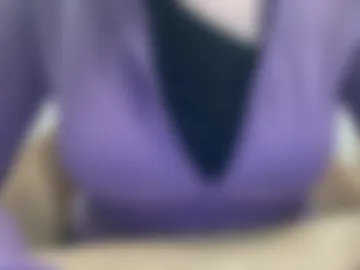 seraphina_in_silk live webcam preview