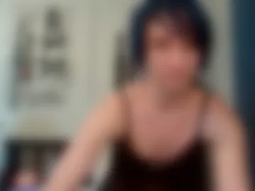 servilesarah photo 3