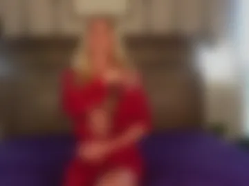 sexyblondegurl photo 4