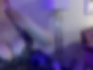 sexyblondiifreak webcam preview