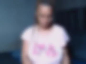 sexyslenderlexi photo 4