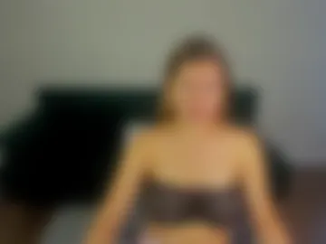 shakira_lux photo 4