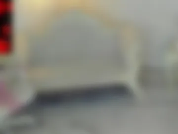 shantallknowless photo 4