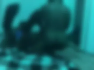 shelikes2play412 webcam preview