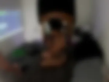shlddltsoon live webcam preview