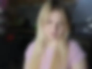 shy_blondiee photo 2