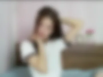 shy_pink_doll photo 6