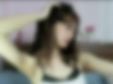 shy_pink_doll photo 5