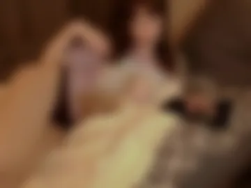 shy_thumbelina webcam preview