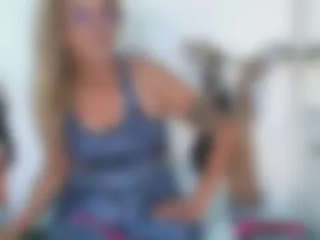 shyhotsquirt photo 2