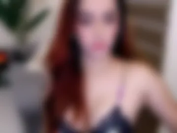 simplyjullia photo 2