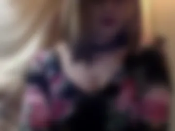 sissyriann live webcam preview