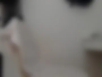 sk1nnybutth1ck photo 2