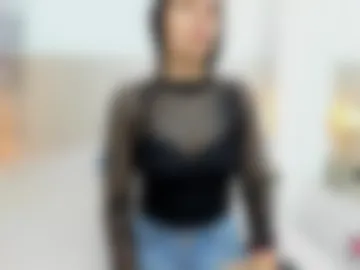 skinny_adara webcam preview