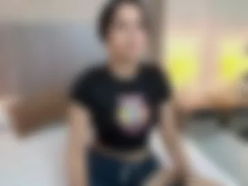 skinny_adara webcam preview