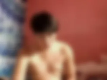 skinny_white_asian live webcam preview