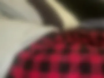 skinnyandweird live webcam preview