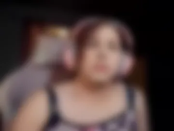 sluttia live webcam preview