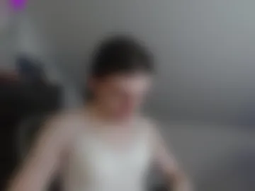 sluttyhorrorparty webcam preview