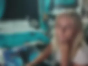 sluttylittleblondie photo 2