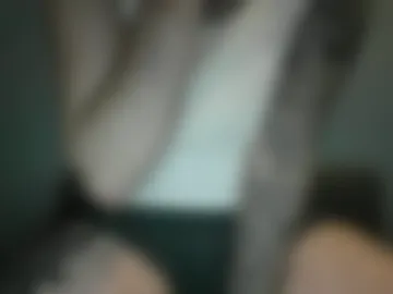 sluttypussy615733 live webcam preview