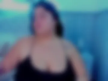 sobigcurvy44 photo 8