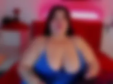 sobigcurvy44 photo 3