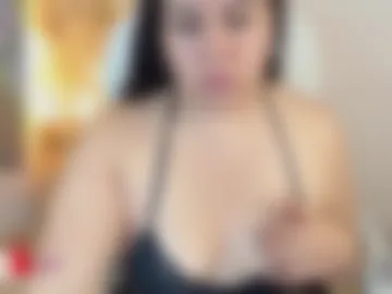 sofi_bbw_stunami_ photo 2