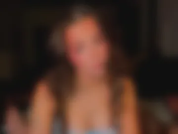 sofiasfootjob photo 3