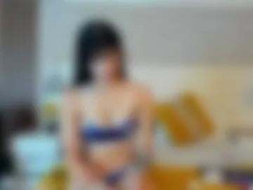 sofiathoompson photo 8