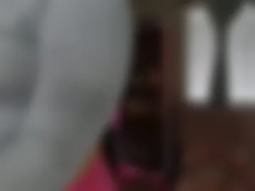 soft_latina live webcam preview