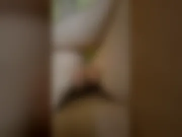 softservestud live webcam preview