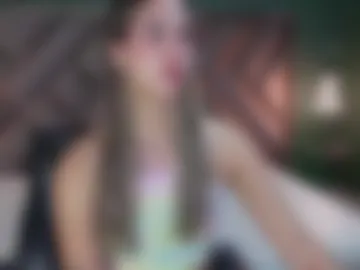 sophia_loreenn webcam preview