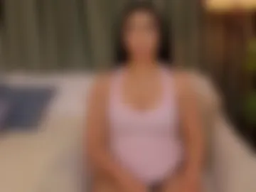 sophieguzman photo 4
