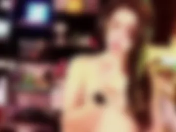 squrlgurl photo 7