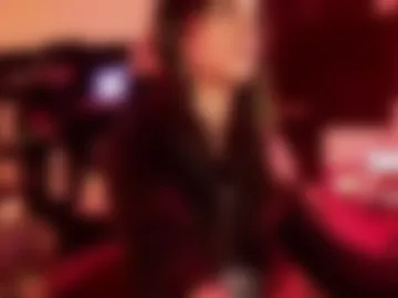 squrlgurl live webcam preview